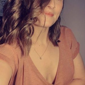 Meet your Posher, Tiffany